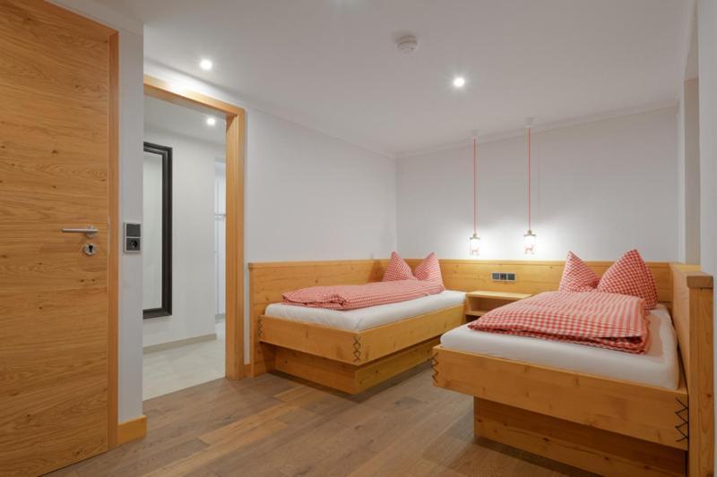 Dreimaederlhaus - Das Vegetarische Boutique Hotel Фюссен Экстерьер фото