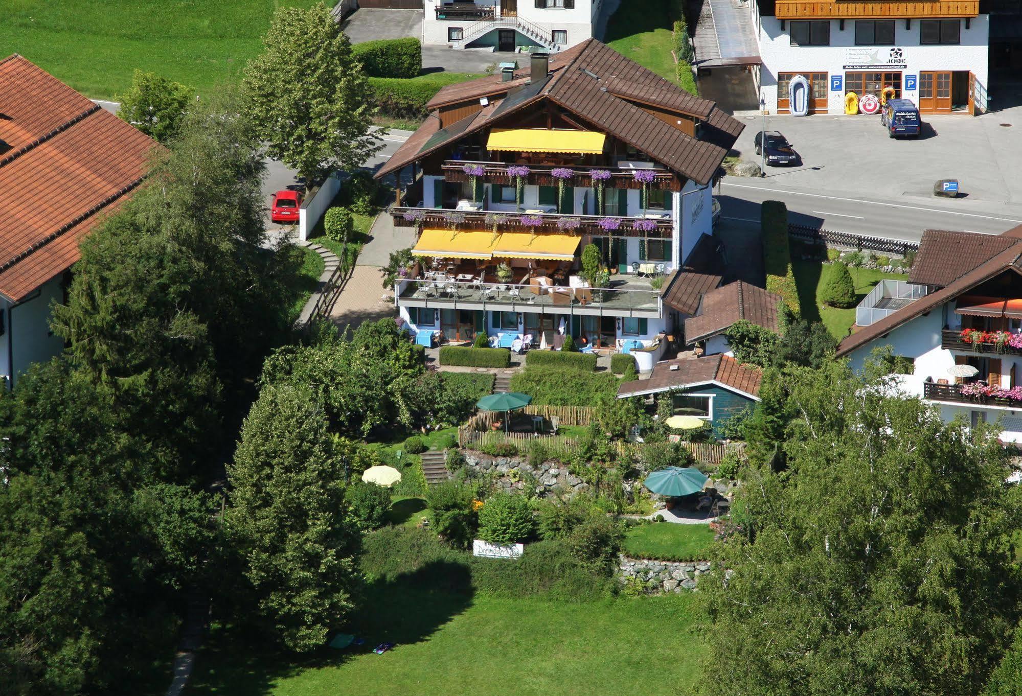 Dreimaederlhaus - Das Vegetarische Boutique Hotel Фюссен Экстерьер фото